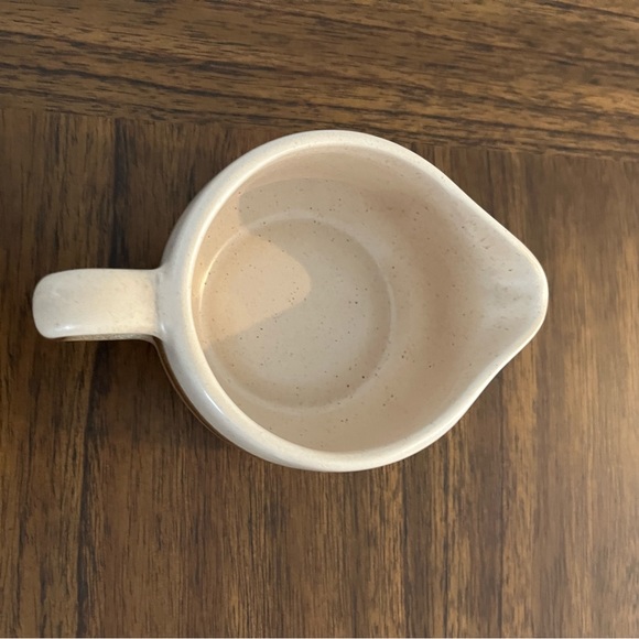 Vintage Beauce Canada Creamer - Picture 2 of 4